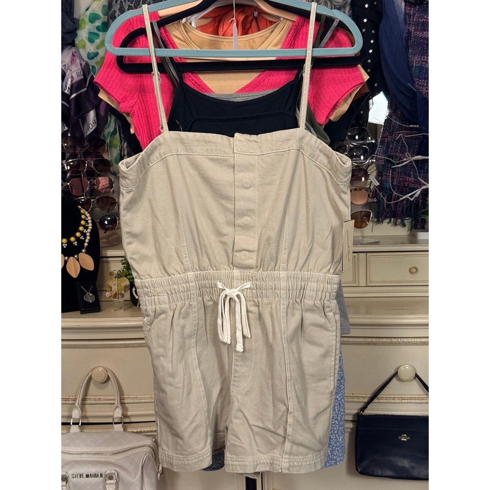 Universal Thread NWT Utility Romper ☁️🤍 - Picture 3 of 5
